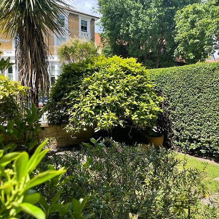 Charming Apartment In Chiswick Londra Dış mekan fotoğraf